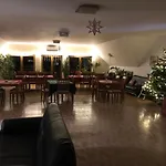Prosper Lovasklub Panzio 3*